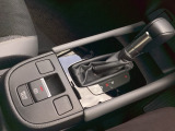 電子パーキング装着車!!ブレーキホールド機能付きで、信号待ちでも楽々です!!