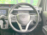 【純正革巻きステアリング】上質な革を使用することで、手にしっかり馴染みとても運転しやすいハンドルです♪