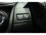 トヨタ認定中古車には1年間走行距離無制限の『ロングラン保証』がついています。年式は問わず、全国約5,000ヶ所のトヨタのお店で保証修理を受けることができます。