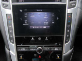 メーカーナビ CD・DVD再生  CD録音可 フルセグTV Bluetooth対応★携帯電話にダウンロードした音楽が車内でも楽しめます。ハンズフリー通話も可能です !