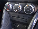 【オートエアコン】これなら車内温度を一定に保ちやすく過ごしやすいです。