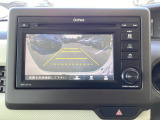 画質もキレイなバックモニター!車庫入れが苦手な方も運転が好きになるはず♪