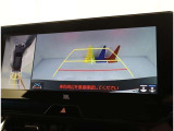 パノラミックビューで回りの確認も出来ますね。ガイドラインも表示されるバックカメラが付いているので、車庫入れが苦手という方も安心です♪