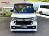 お客様に安全で快適なカーライフをお送りいただくために、中古車にも高いレベルの品質基準を設け、その基準に従って、全ての中古車について納車前整備を実施しています。