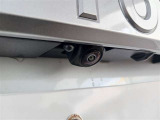 バックカメラが付いているので後方確認が非常にしやすいです。今や運転初心者も熟練者も必須装備!ついていて損はないですね♪