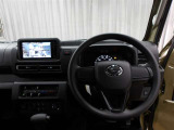 運転席に座ると☆こんな感じです♪