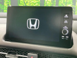 【9インチ ホンダコネクトディスプレイ】視認性の高い大画面ディスプレイでナビの使用や、お持ちのスマートフォンと連携したbluetoothでの音楽再生が可能です♪