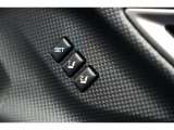 運転席のシートポジションメモリー機能は、登録済みの運転者と交代しても、シートポジションの変更の手間がかかりません。