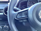 【ハンドルスイッチ】ハンドルを握ったまま、この車の快適装備を操作することが可能です☆詳しくは営業スタッフまでお尋ねください☆