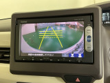 バックモニター付きで車庫入れも安心【カメラアングルは3パターンから選べます】知らない道でも安心して楽しくお出かけができます
