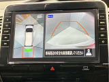 【アラウンドビューモニター】車を上から見下ろしているかのような映像で周囲の状況がひと目で確認、狭い駐車場に駐車するときも安心です♪♪障害物などがあると警告音がなりますので安心して駐車が出来ます★