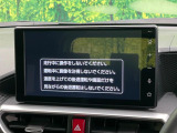 【ディスプレイオーディオ】お手持ちのスマートフォンとの連携で、ナビや音楽再生など各種アプリを使用可能。スマホに近い感覚でお使いいただけます♪
