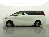 こちらの車両は、ご購入後も継続して安心メンテナンスを提供させていただく為、岐阜県内のお客様への販売・登録に限らせていただきます。