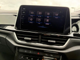 タッチパネルの純正ナビゲーション「ディスカバープロ」。Bluetooth、App-Connectなどの機能を搭載しています。