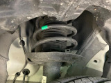 お車を安心してお乗りいただく為には、足回りの定期点検が欠かせません。サービスサポート(有償保証)では無料点検もご提供しており、安心のカーライフをお過ごしいただけるサポート体制が整っています。