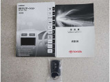 キーを取り出さずにドアを施錠&解錠。クルマの始動も可能です。