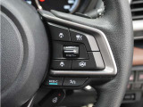 ◆アダプティブクルーズコントロール◆予め設定した車速内でクルマが自動的に加減速。前走車との適切な車間距離を維持しながら追従走行します。【LKAS】車線維持支援システムでステアリング操作を支援。