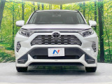 弊社では、全車『修復歴なし』のお車のみ取り扱っております。専任バイヤーによる厳選した仕入れの後、入庫後の車両チェックを行い、ネクステージが認定した高品質な中古車をご提供しております。