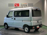 納車前にはプロのメカニックが点検、整備を行いますので安心してお乗り頂けます!!