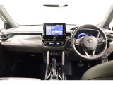 必要な装備を使いやすい位置に配置した機能的な運転席まわり。操作感や車両感覚など、ぜひ運転席に座って確かめてください。