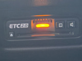 ETC2.0車載器のお写真です。高速道路など、有料道路を通過する際には大変便利な装備ですね♪