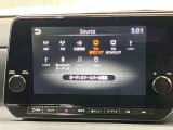【メーカーナビ】9インチの大画面モニターを搭載し、Apple CarPlayへのワイヤレス接続やAndroid Autoにも対応。
