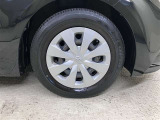 純正スチールホイールキャップ付です!タイヤサイズは195/65R15