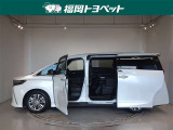 両側パワースライドドア付きだから、狭い駐車スペースなどでの 乗り降りラクラク!小さなお子さまのいるご家庭には嬉しい装備。