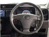 お車の取扱説明書・メンテナンスノート(記録簿)も御座います。トヨタのディーラーで安心を買って下さい。当社は無理な勧誘は致しません。まずはお客様からのお問い合わせを心よりお待ちしております。