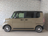 オプションになりますが、ボディーコーティングもご用意しております。新車の輝きに近づき、洗車などのお手入れも楽になりますよ。