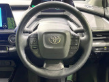 【純正革巻きステアリング】上質な革を使用することで、手にしっかり馴染みとても運転しやすいハンドルです♪