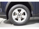 トヨタ認定中古車保証付!(1年間、距離無制限 HV車はHV保証付) 別途延長保証もご用意しております♪ ぜひ現車を確認にご来店ください