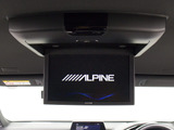 後席もVIP装備!アルパイン製リアモニターを装着!大画面のフリップダウンモニター搭載!!