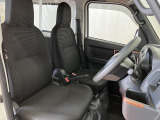 運転席広々
