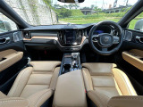 ◆LIBERALAは、輸入車選びの新たなスタイルを提案するインポート・セレクト・ブランドです。オーナー様となる方がクルマから直接感じる感性を第一にした、最良の一台との出会いをコーディネートいたします。