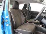 見通しのよいすっきりとした視界で、誰でも運転しやすいです。運転のしやすさは疲れにくさにも繋がりますよ♪