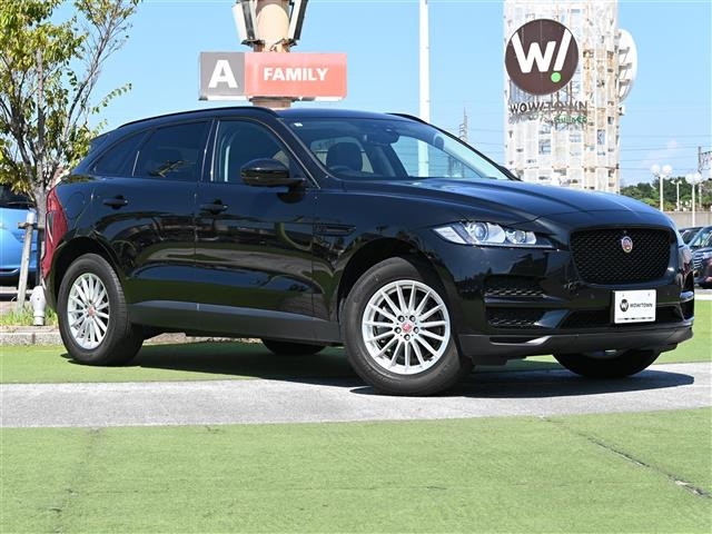 Fペイス  プレステージ 4WD 本革シート