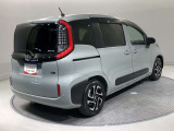 ご納車前にはエンジンオイル・オイルエレメント等を交換して、トヨタディーラーのエンジニアがしっかりと整備をさせていただきます。交換部品などについては、スタッフへお尋ねください。