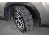 タイヤサイズは225/60R17です