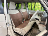 運転席シート廻りは使用感も少なく、良好な状態となっています。丁寧に使われていたことがよくわかりますね。