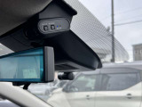 ディーラーオプション『前+車室内ドライブレコーダー』装備。表示はスマートフォンアプリで行います。