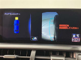 幅寄せの際に役立つサイドカメラも装備です。