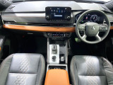 アウトランダー PHEV 2.4 P 4WD 