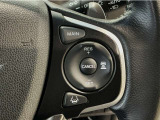 【アダプティブ・クルーズ・コントロール】予め設定した車速内でクルマが自動的に加減速。 前走車との適切な車間距離を維持しながら追従走行し、高速道路でのドライバーの疲労を軽減してくれる嬉しい機能付♪