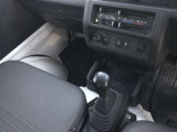 中古車は軽自動車を中心に常時15台程展示しています。展示していないお車も探しますのでお気軽にご相談下さい。
