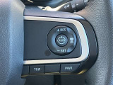 ステアリングスイッチ右側 全車速追従機能付ACC操作スイッチ、TRIPスイッチ、D assist切替ステアリングスイッチ。 前方から目を離すことなく操作できます!