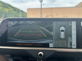 全周囲カメラ付きで車庫入れも安心ですね。