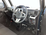 分かりやすく操作しやすい運転席まわりです☆