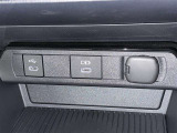 シガーソケット用の充電器が使用可能です!