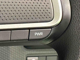 Dassist切り替えステアリングスイッチでシーンに合わせて2つの走行モードの切り替えが可能!加速したい時に便利なパワーモード。燃費重視のスマートな走りのエコモード。